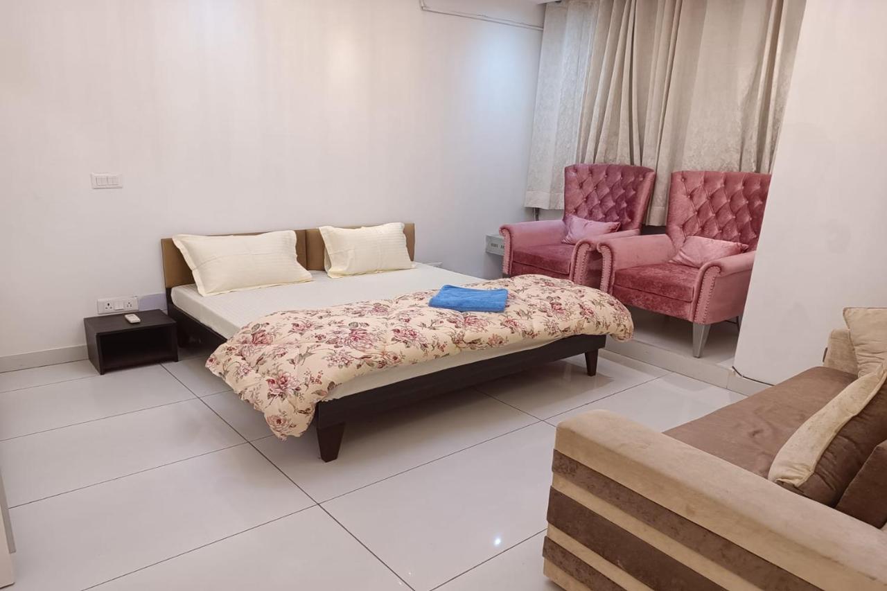 Greenleaf Apartment And Suites, Kalkaji Нью-Дели Экстерьер фото