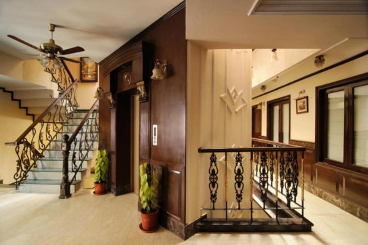 Greenleaf Apartment And Suites, Kalkaji Нью-Дели Экстерьер фото