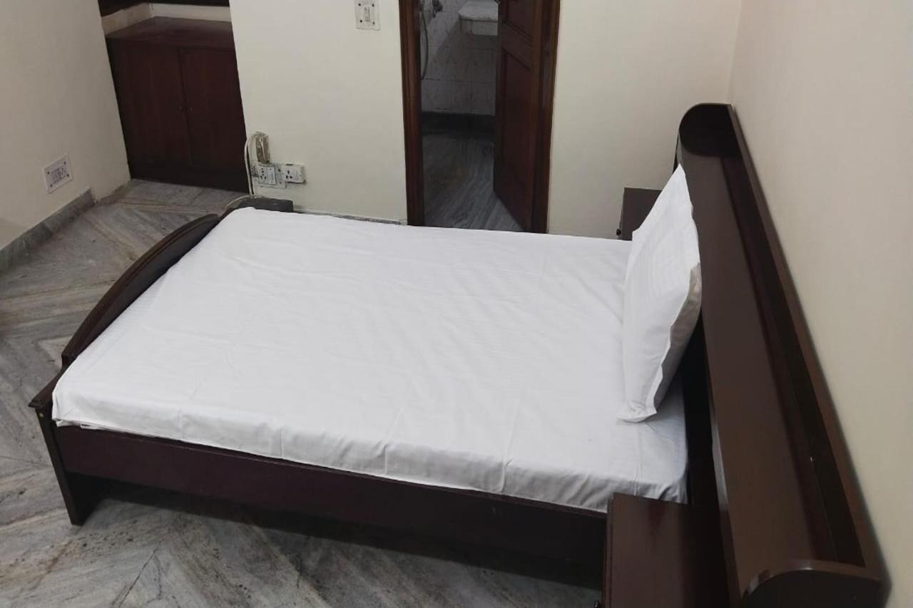 Greenleaf Apartment And Suites, Kalkaji Нью-Дели Экстерьер фото