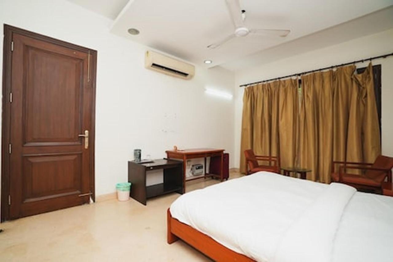 Greenleaf Apartment And Suites, Kalkaji Нью-Дели Экстерьер фото